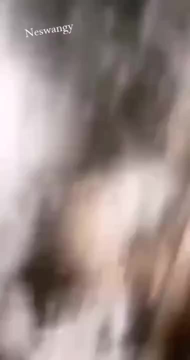 مزة كيوت حلوة في منتصف ليل واخدها صاحبها بجولة بسيارة يوقفها على جنب و يطلع لها غالي تنزل تاكله مص بنت عجبها طعمه و متحمسة اويمزة كيوت حلوة في منتصف ليل واخدها صاحبها بجولة بسيارة يوقفها على جنب و يطلع لها