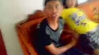 Bokep Abg Smp di perkaos diruang tamu    mp4