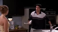 Friends S04E01 - The One with the Jellyfish.mp4