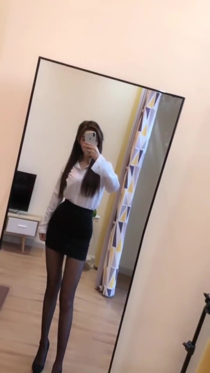 #正装#OL制服。 西安老哥。稳 http___...-来自西安资深带路-微博视频-最新最快短视频-搞笑短视频-美女短视频-直播-一直播-美女直播-明星直播