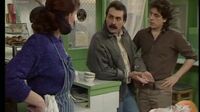 EastEnders (1987) E0204.mp4