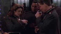 Babylon 5 S02E09 - The Coming of Shadows.mp4