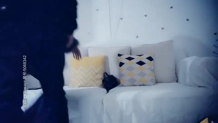 【七天高端外围】黑网袜苗条小姐姐_揉搓奶子舔弄近距离特写口交抽插猛操。