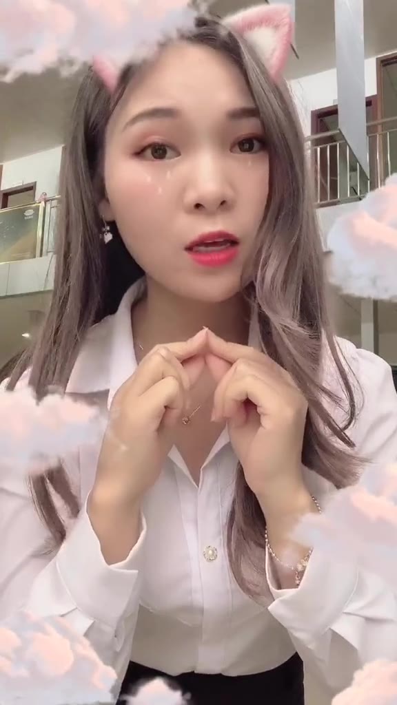#正装#玩了一年抖音，才知道看视频可以加微信，把