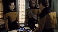 Star Trek TNG S04E01 - The Best of Both Worlds part 2.mp4