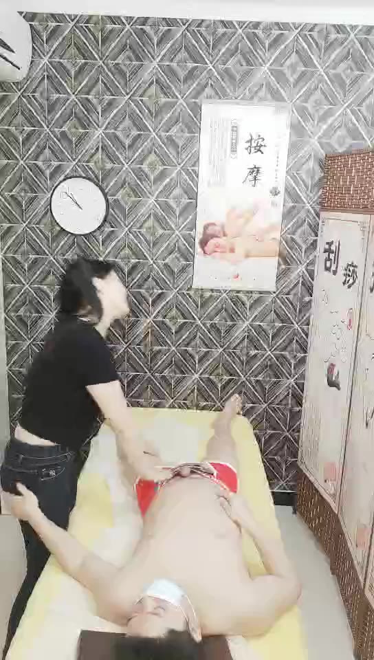 【#权少很骚呐】10-19漂亮小少妇，一颦一笑风情无限，肤白貌美，这么骚勾引得大哥性趣盎然开干，激情刺激香艳