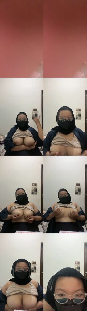 Hijab BBW Toge Nsywa Lagi Asyik Mainin Uting ID 23559320 Mango