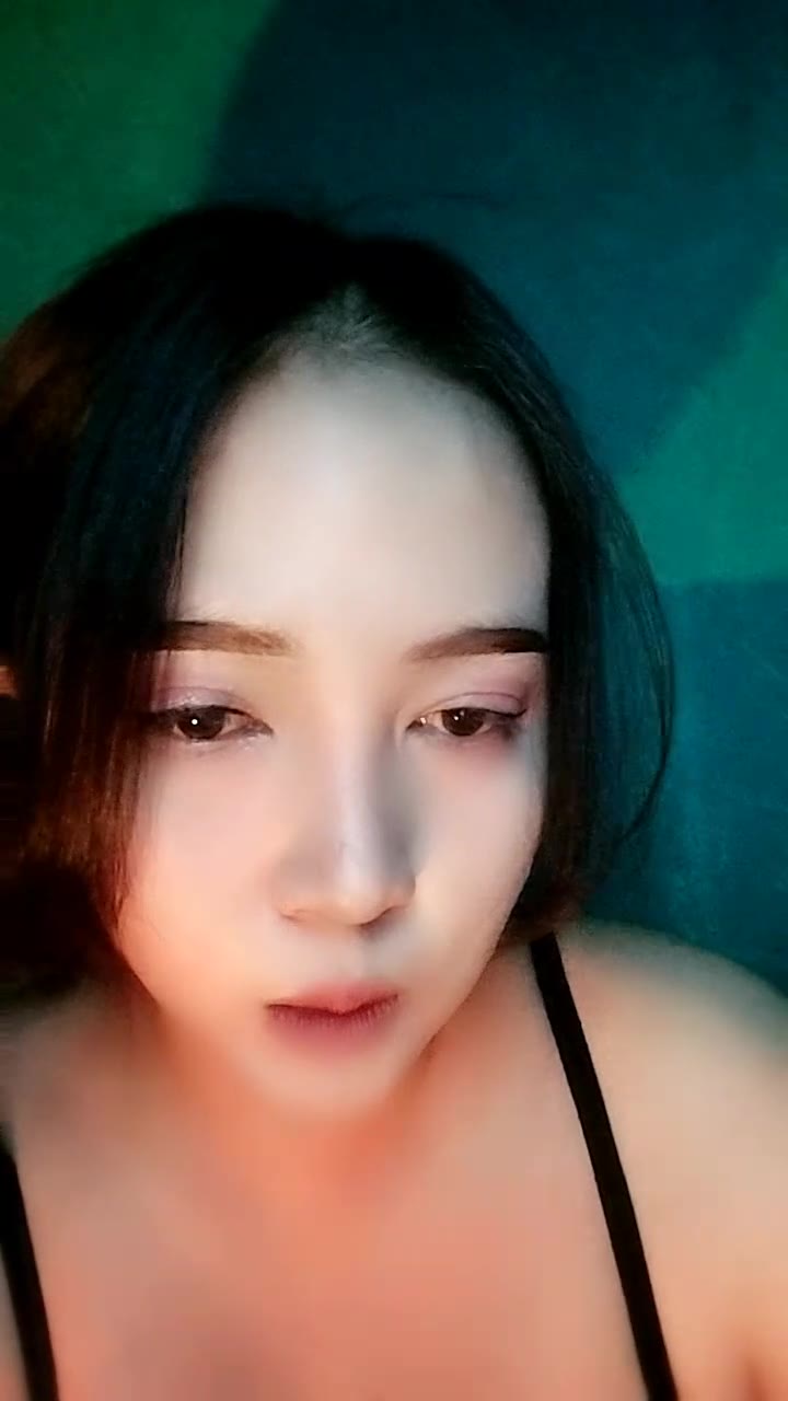 Vexaaaanadio ID 1918695913020088322 Hot51 telegram bot @DSrecordbot