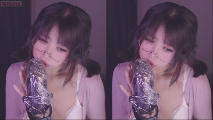#左颜玉  阿黑颜吐舌头（很少有博主可以这么多年一个马甲都不换） 错误的 她最早的马甲是苏恩惠