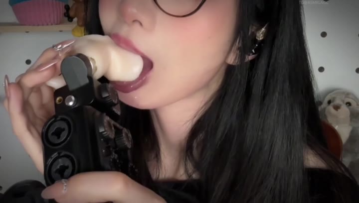#晚安yoyo #眼镜妹