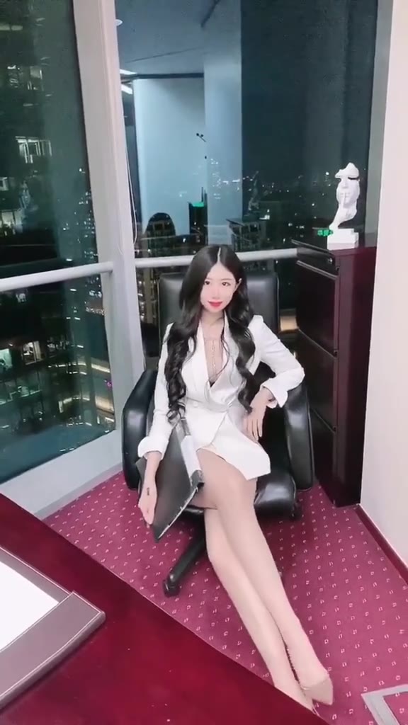 #正装#给孩子们放假了～年前最后一天工作日，预