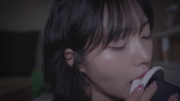 #ASMR     #Nareun      细细品尝你的耳朵