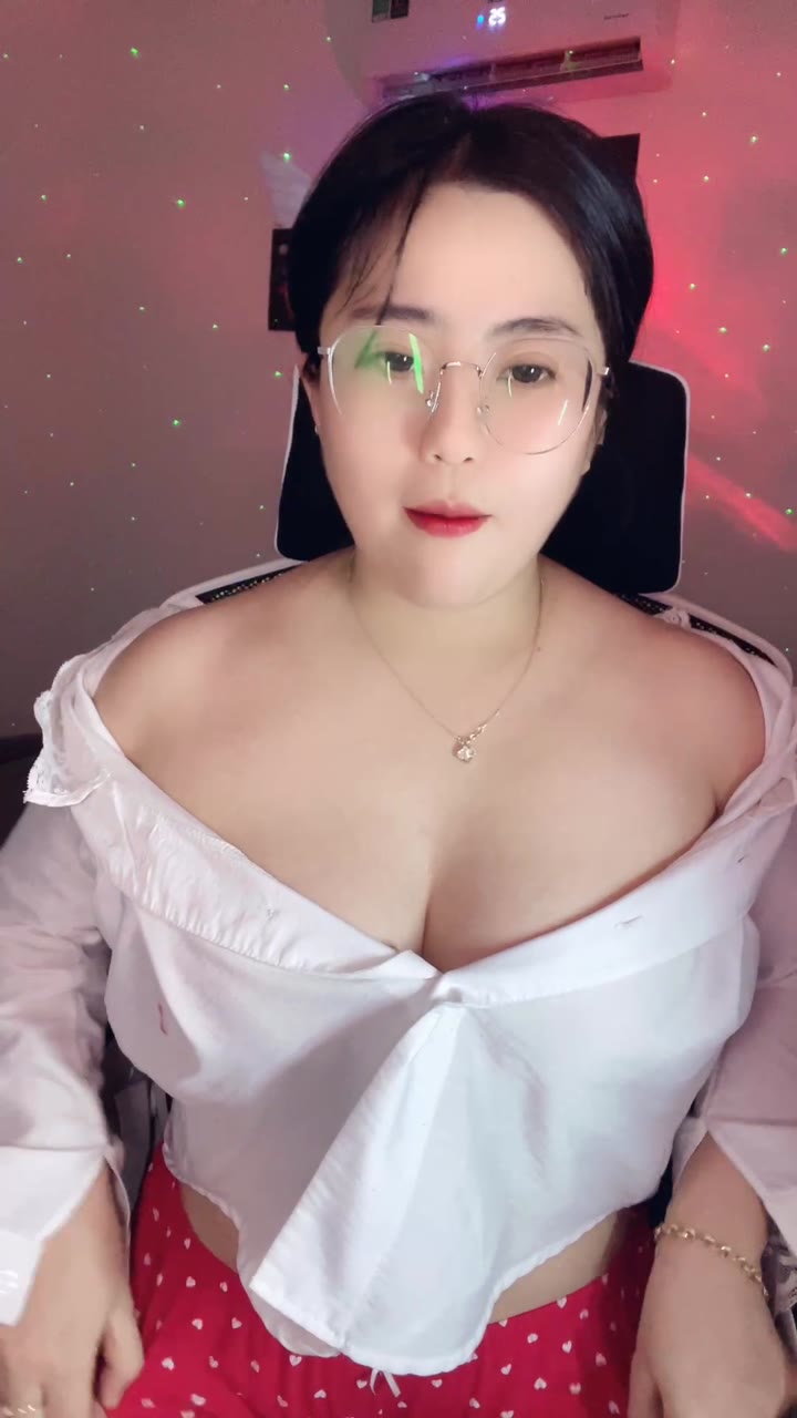 Chang ID 1595641550121172994 Hot51 telegram bot @DSrecordbot