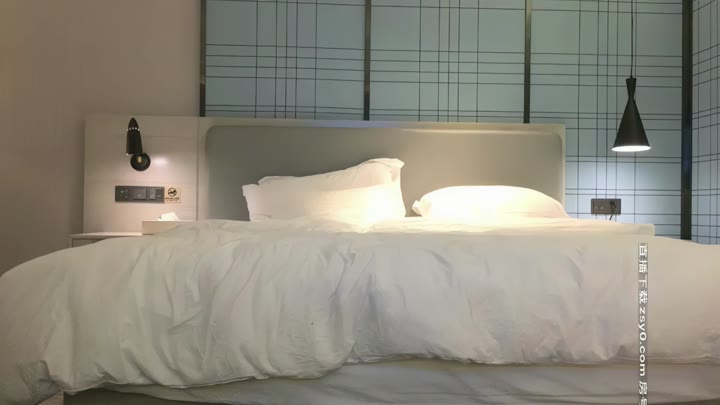 【#小宝寻花】经典作之极品颜值甜妹 软音妹子真害羞免费无套好忽悠