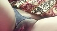 Bokep Mbak-mbak main dildo