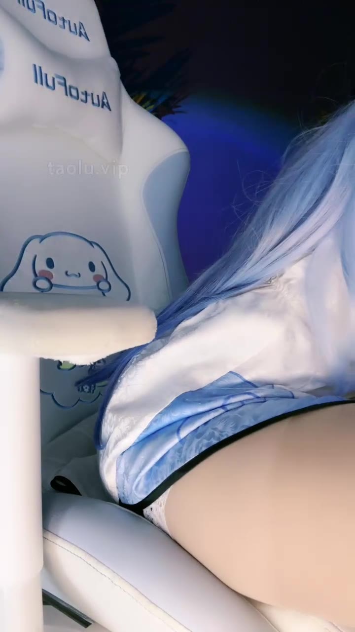 维妮 ——露脸旗袍甘雨❌马👀【最新视频】
