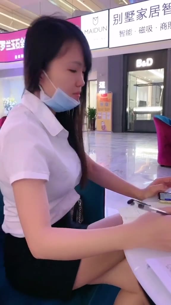 #正装#精明敌不过厚道，圆滑比不过善良，有钱把人