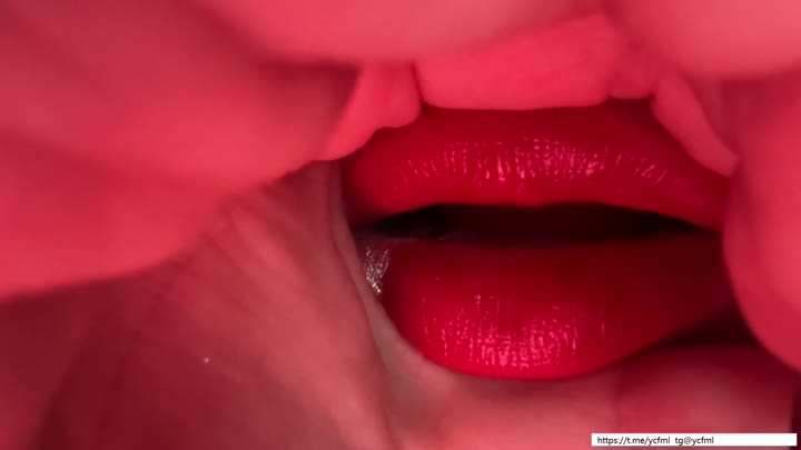 #晚安yoyo 6.25圈住红唇剧情版羞辱再次表现不好的弟弟