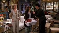 Friends S02E14 - The One with the Prom Video.mp4