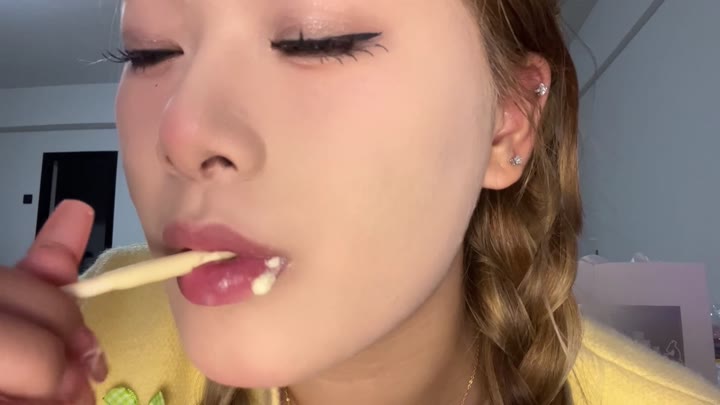 #ASMR     #Bob1啵啵     咀嚼牛奶味饼干➕口水