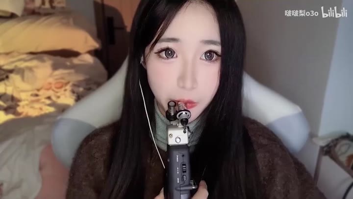 #ASMR   #啵啵梨    zoom录音笔分层口月空音回孔雀鱼