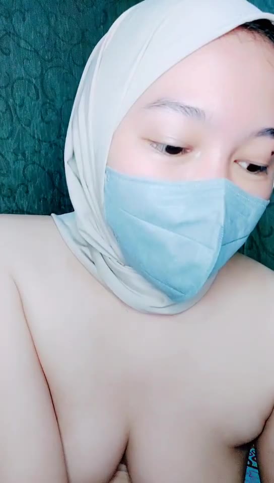 Colmek Pake Sex Toys Fitri Mamah Muda Jilbab - Putih Hot