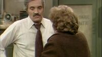 Barney Miller S04E11 - Atomic Bomb.mp4