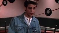 Beverly Hills 90210 S02E24 - The Pit and the Pendulum.mp4