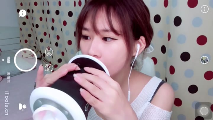 ASMR Chinese ★ [菇菇#3] Ear Licking 舔耳 辦卡福利！