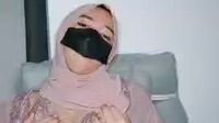 Caca Jilbab Semok Colmek Sange Berat