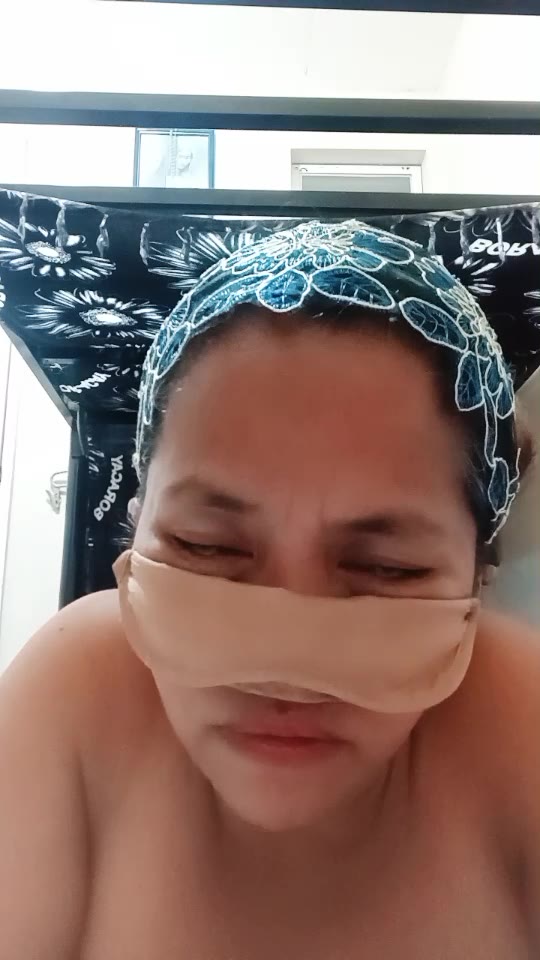 aRaKiffy ID 5716403 Papaya Live telegram bot @DSrecordbot