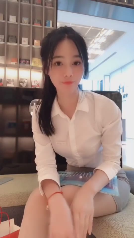 #正装#不知道为什么限流了，我再发一次～@抖音小