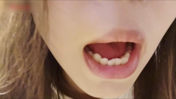 #困困想睡 眼镜舔