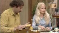 All in the Family S05E07 - Gloria's Shock.mp4