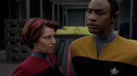 Star Trek Voyager S01E16 - Learning Curve.mp4