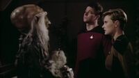 Star Trek TNG S01E07 - Lonely Among Us.mp4