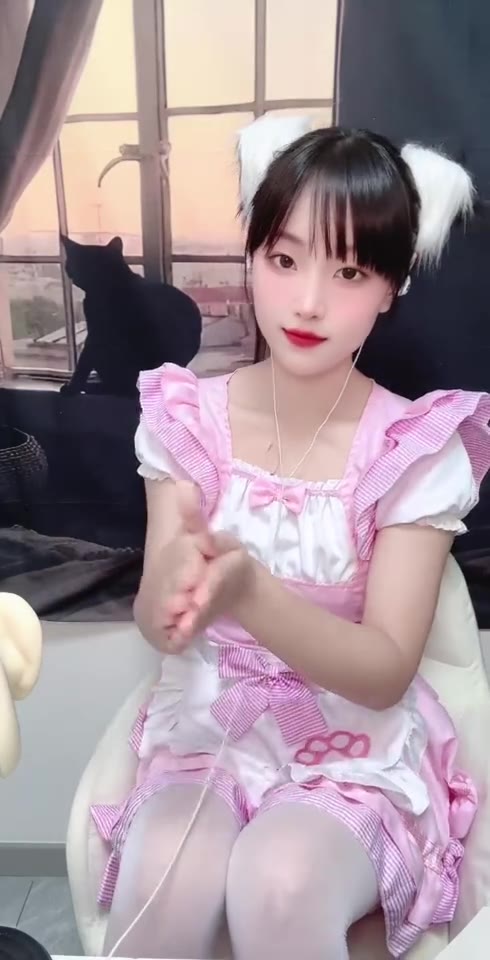 #ASMR     #佚名     打个芦荟胶布