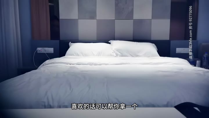 【#9总探花】精品作之眼镜白衣萌妹 反差还得眼镜妹床上讲话很有味