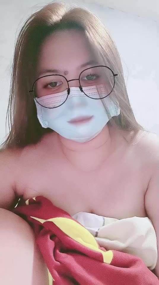 WHITEYYY ID 4976631 Papaya Live telegram bot @DSrecordbot