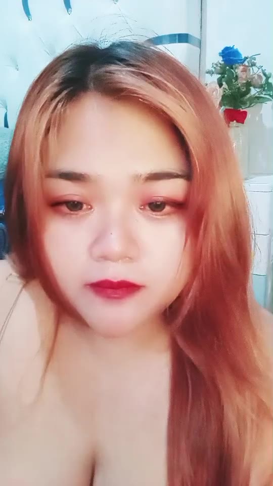 Sintia ID 5728309 Papaya Live telegram bot @DSrecordbot