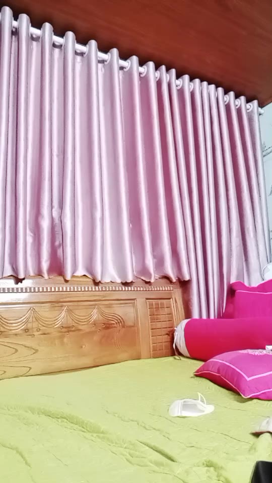 Linda ID 4602635 Papaya Live telegram bot @DSrecordbot