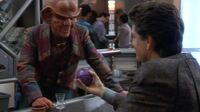 Star Trek DS9 S02E11 - Rivals.mp4