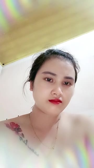 Emily ID 1865393815977246721 Hot51  - Thumbnail