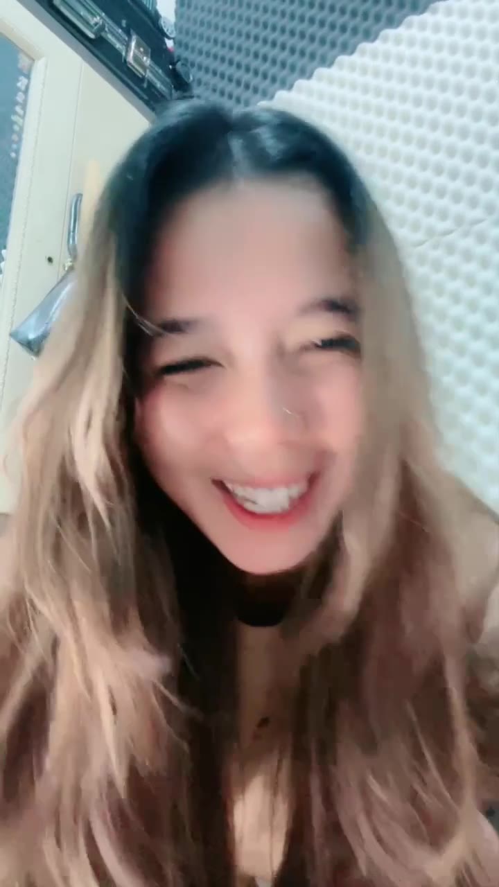 Cccc ID 465128221 Dream Live telegram bot @DSrecordbot