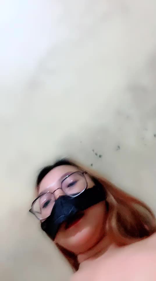 HDmns ID 3948808 Papaya Live telegram bot @DSrecordbot