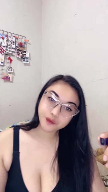 Fannyunchh ID 2003004229228732417 Hot51 telegram bot @DSrecordbot