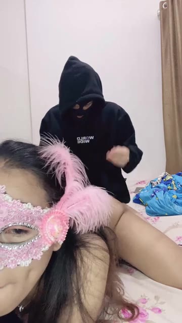 Qweensya ID 1818597665936240641 Hot51 telegram bot @DSrecordbot