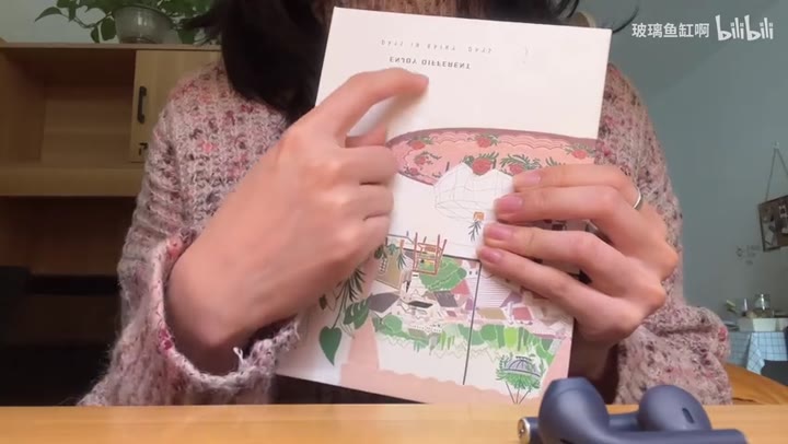 #玻璃鱼缸啊 原甲敲击抓挠