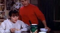 Beverly Hills 90210 S02E18 - A Walsh Family Christmas.mp4