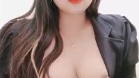 Bokep Indo Live Show Pamer TT Di Kantor Sambil Kerja